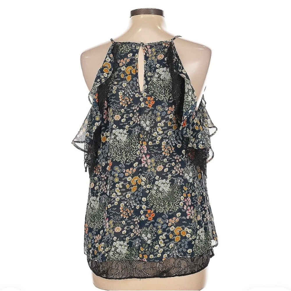 Miss Me Floral Black cold shoulder Top - Picture 2 of 10